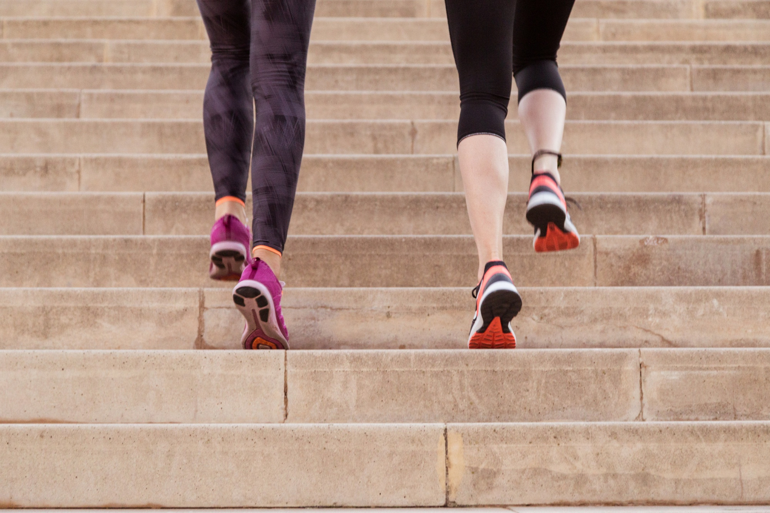 Les astuces fitness de nos coachs pour faire maigrir vos mollets