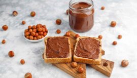 Tartines et pot de Nutella