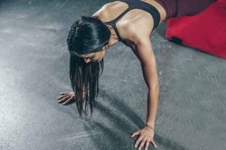 femme en train de faire du sport