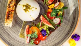 assiette santé avec légumes et épices