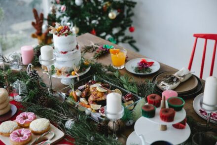 table de fête (Noël, jour de l'An).