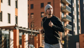 homme faisant cardio à jeun