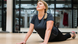 femme faisant du sport pour perdre du ventre